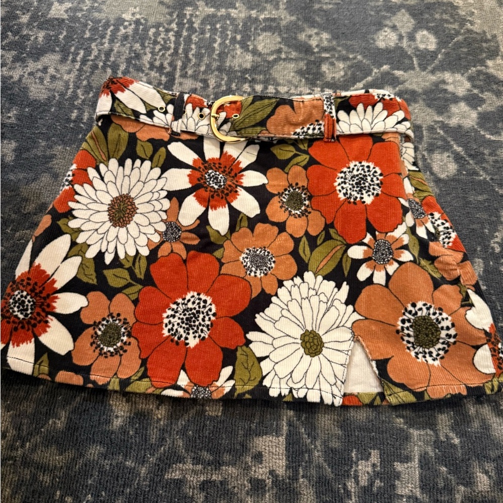 Show Me Your Mumu floral mini skirt. New without tags.